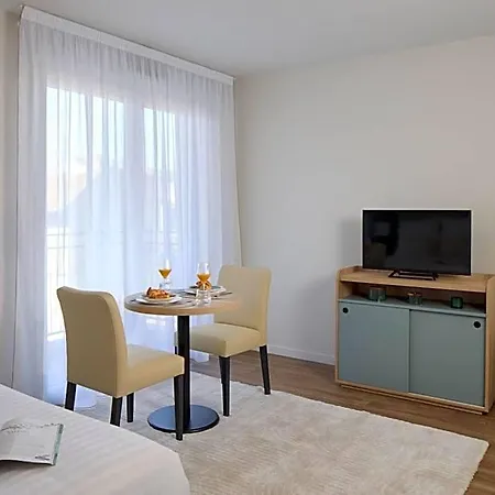 Quality Centre Hotel 3*